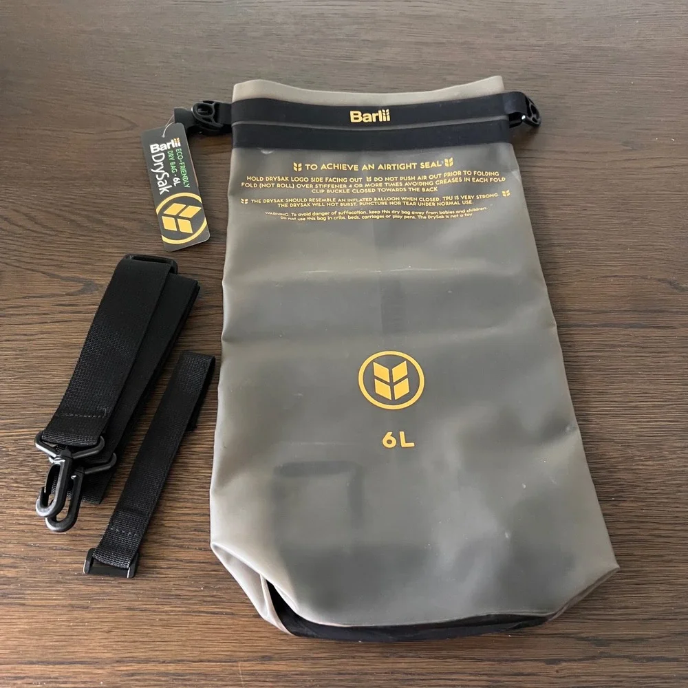 Barlii DrySak 6L Eco-Friendly TPU Dry Bag Waterproof Smoke Grey Gold Logo NEW